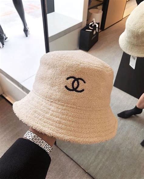 women's chanel hats